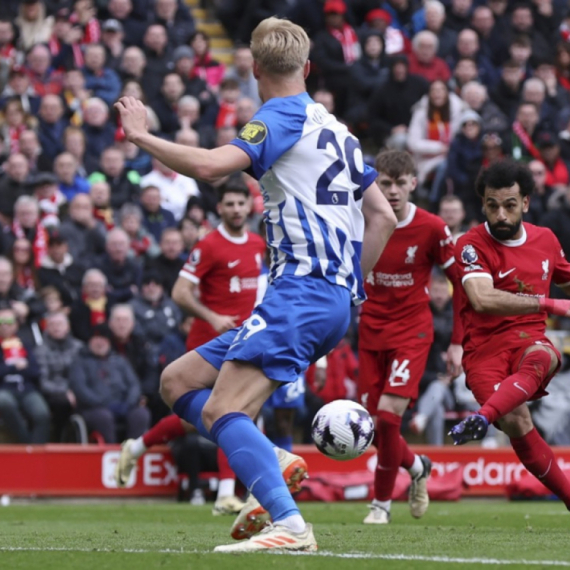 Liverpul zaseo na prvo mesto i uzeo kokice pred derbi na "Etihadu"