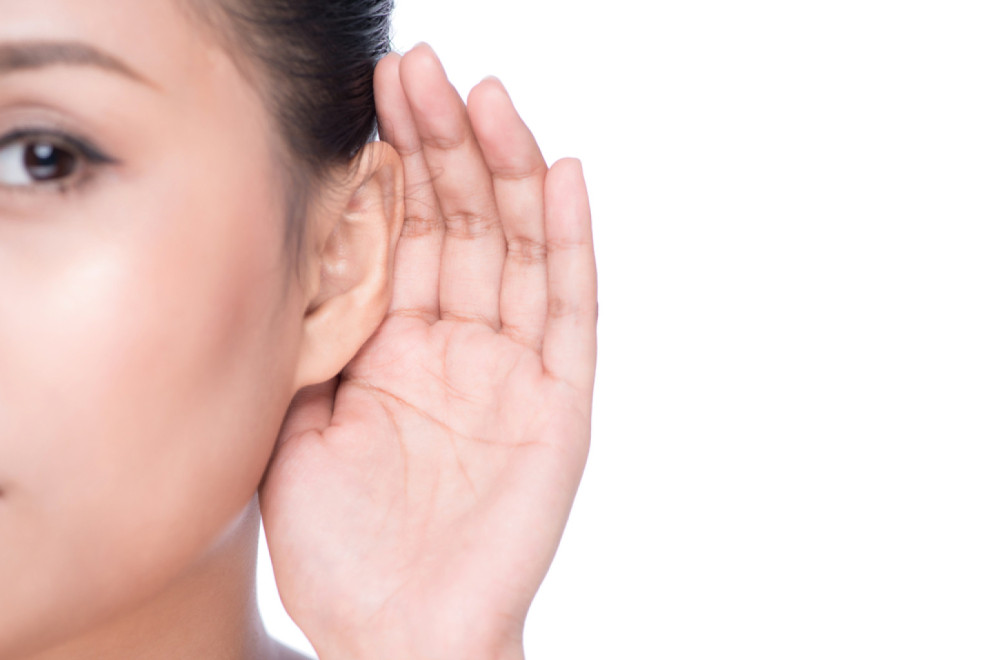 Ova četiri simptoma ukazuju da gubite sluh