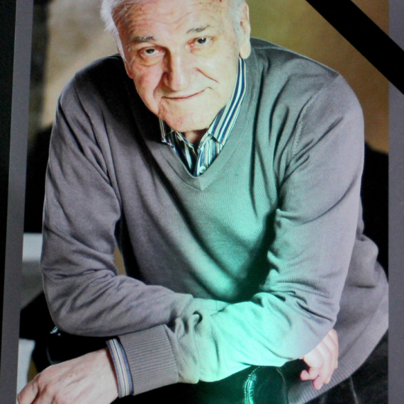 Otvara se izložba "Bata u 90 slika" VIDEO