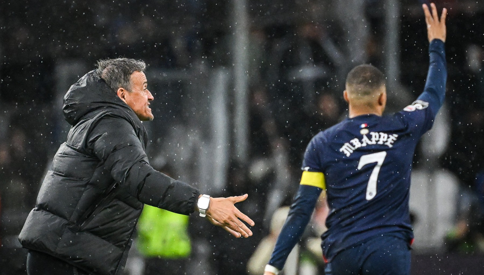 Enrike novinaru zbog Mbapea: Dosadno pitanje, ja donosim odluke!