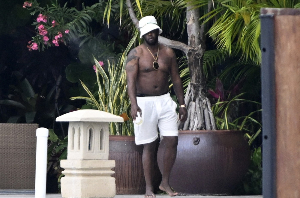 Poznati reper nakon optužbi za trgovinu ljudima uživa u Majamiju FOTO