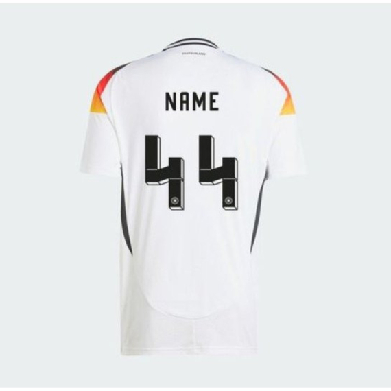 Evropsko fudbalsko prvenstvo: Nemački fudbalski dres sa brojem 44 povučen iz prodaje zbog nacističkog simbola