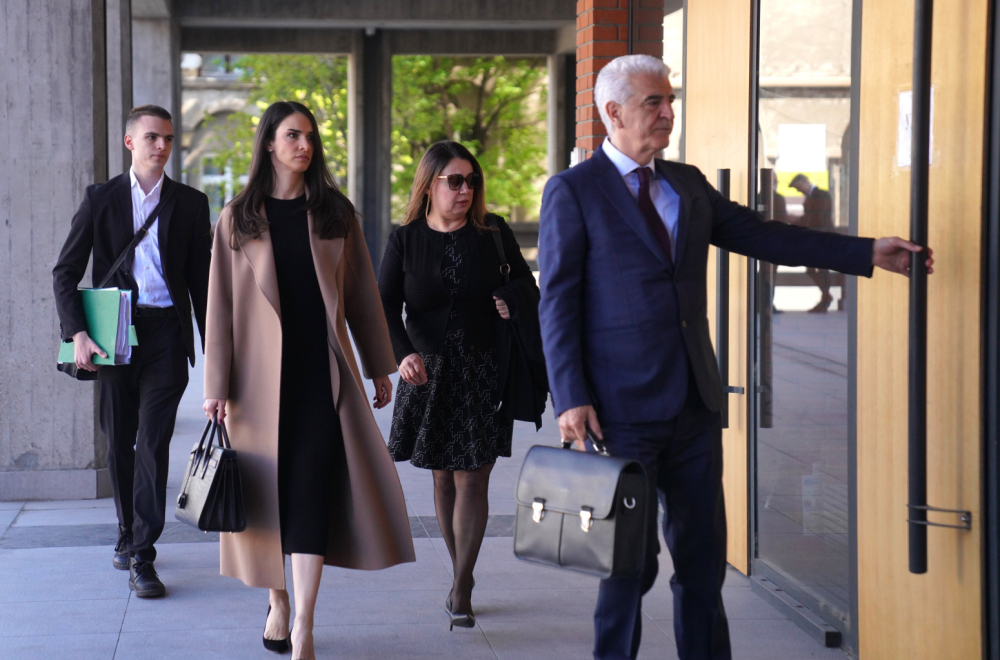 Nastavljeno suđenje Kecmanovićima; Pitanja postavljali roditelje ubijene dece FOTO