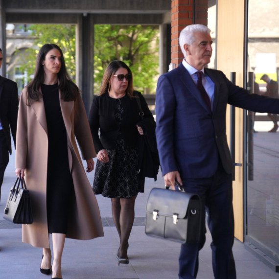 Nastavljeno suđenje Kecmanovićima; Pitanja postavljali roditelje ubijene dece FOTO