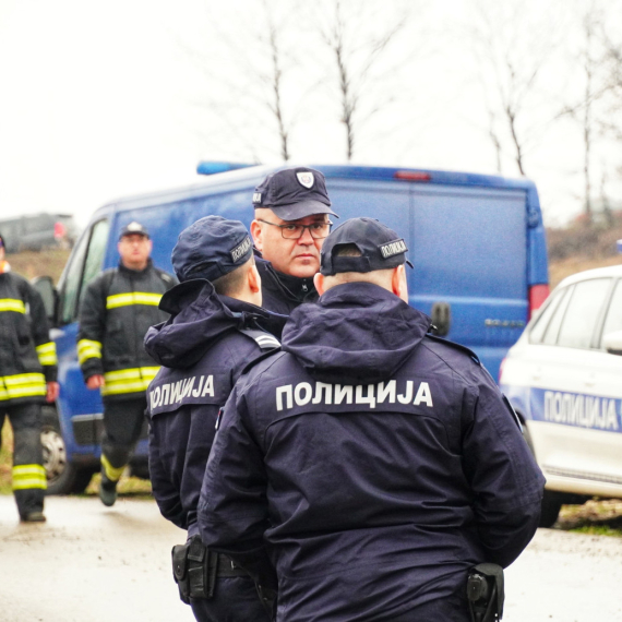 Opsadno stanje u Banjskom Polju: Veliki broj policajaca na terenu