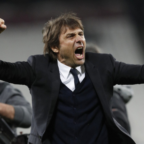 Napoli zbog Kontea pravi čistku