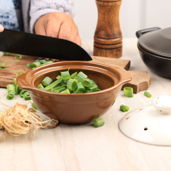 Mnogi bacaju njegov deo, a nisu svesni šta rade: Ova namirnica je blago za naš organizam