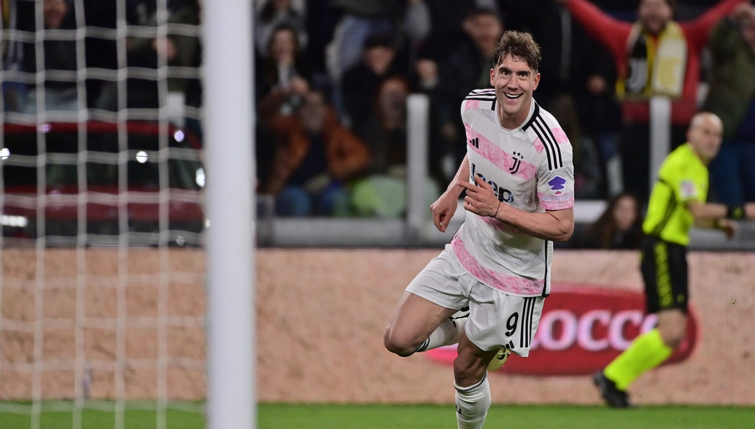 Magija i novi gol Vlahovića! VIDEO