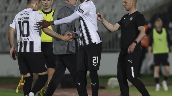 Duljaj se oprostio od igrača i saradnika