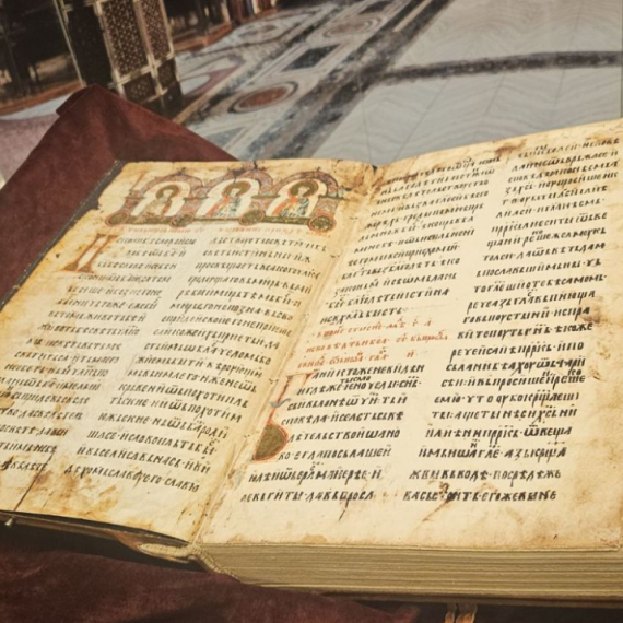 "Srpski iluminatori bili najobrazovaniji u Evropi": Fascinantne činjenice o Miroslavljevom jevanđelju FOTO