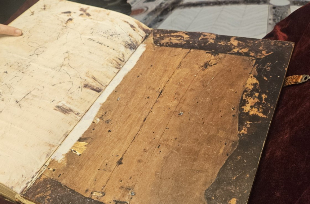 Srpski iluminatori bili najobrazovaniji u Evropi: Fascinantne činjenice o Miroslavljevom jevanđelju FOTO