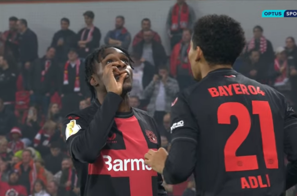 Napadač Leverkuzena duvao marihuanu, "asistirao" mu musliman VIDEO