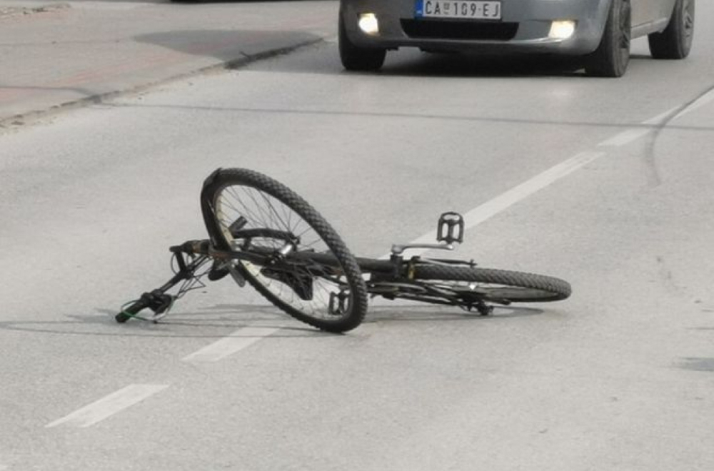 Dečak podleteo pod automobil u Čačku