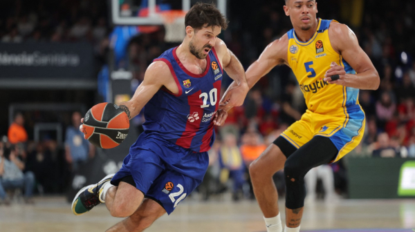 Laprovitola trojkom sa osam metara slomio Makabi VIDEO