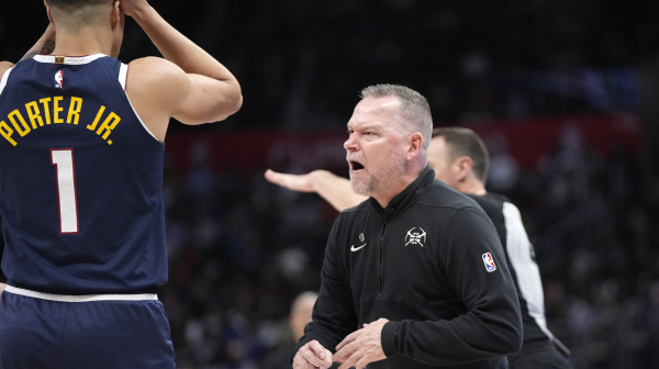 Provokacija "Brade" –  Harden "isključio" Melouna VIDEO