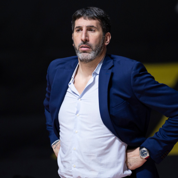 Valensija otpustila trenera pred Partizan – poznata i zamena