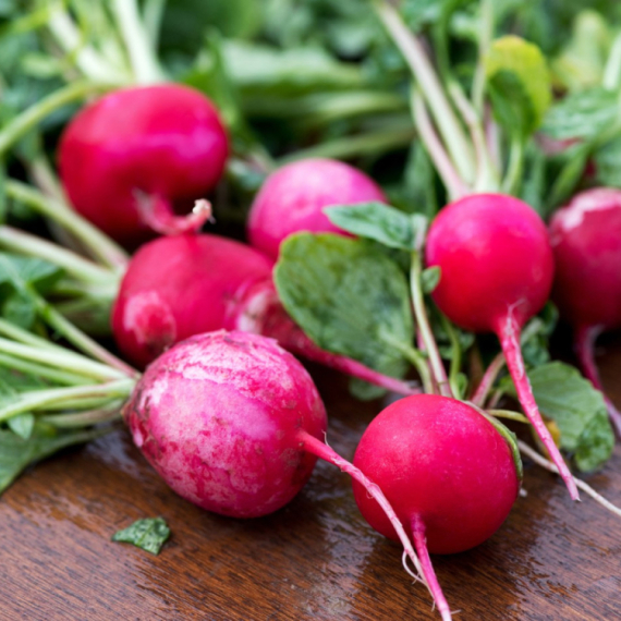 Ljudi oduševljeni ovim receptom: Da li ste probali rotkvice sa puterom? VIDEO