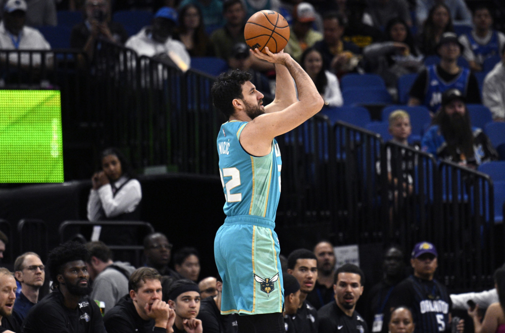 Micić blizu dabl-dabla, Pokuševski dvocifren – Šarlot srušio Orlando VIDEO