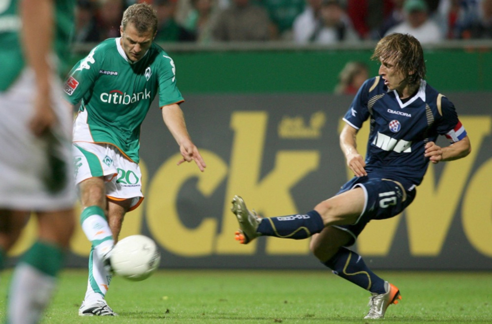 Dinamo na šokirao Špance porukom za Modrića VIDEO