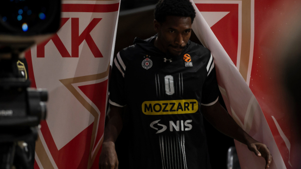 Plej Partizana komentarisao to što zavisi od Zvezde, pa razbesneo "grobare" FOTO