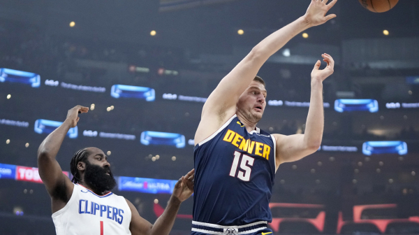 Amerikanci priznaju da je Jokić pokraden VIDEO