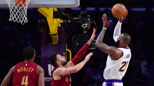 Lejkersi 9/10 – Lebron blistao protiv "svojih"