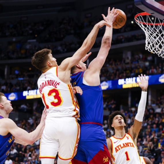 Tripl-dabl Jokića u srpskom derbiju – briljantni Bogdanović predvodio Hokse VIDEO