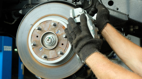 Automobil vam je dugo stajao? Evo zašto prva vožnja može biti rizična