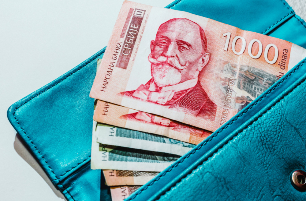 Akcionariski fond ili Uprava za trezor? Kako se prijaviti za 6.000 dinara i koji su uslovi