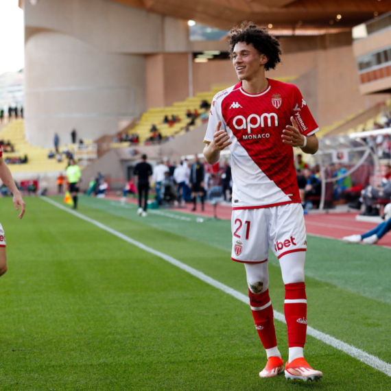 Sedam golova u Bretanji – Monako održava korak u borbi za drugo mesto