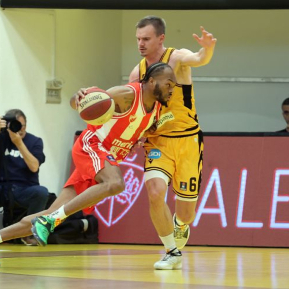 Zvezda sa pola gasa prošla kroz Split – poznati svi parovi plej-ofa