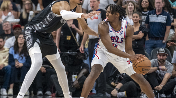 Maksi dao 52 poena – Vembanjama ga zasenio i upisao se u istoriju