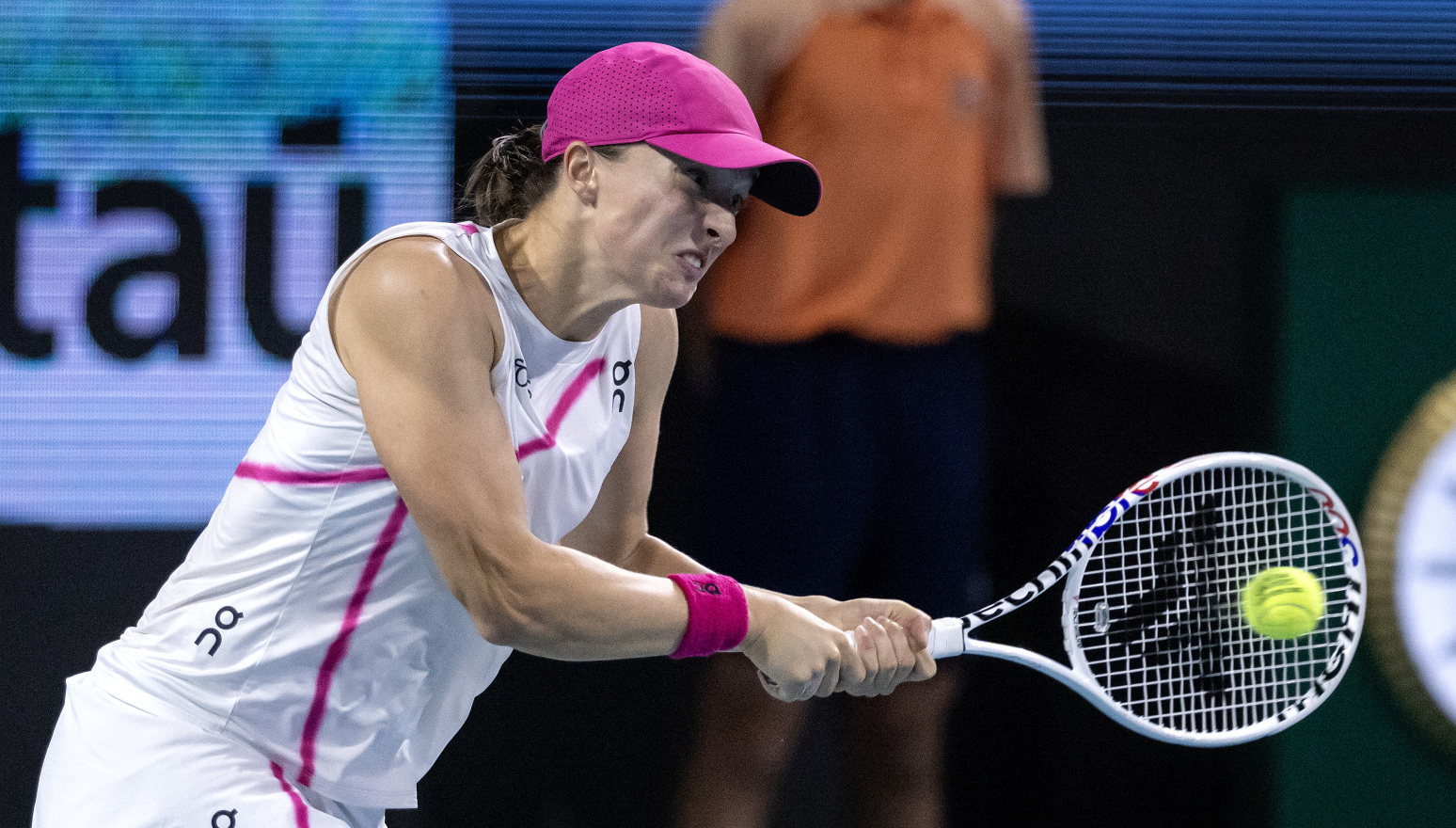 Bez promena u vrhu: Danilović +8, Stevanović -18