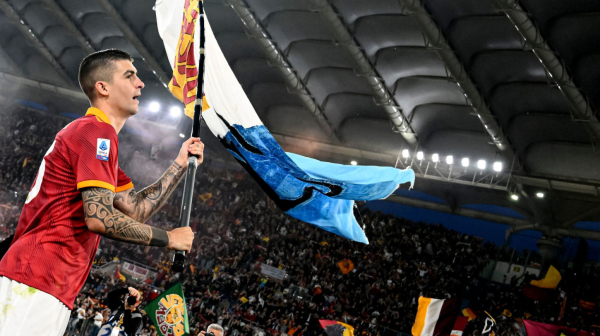 Defanzivac Rome pod istragom zbog proslave posle derbija VIDEO