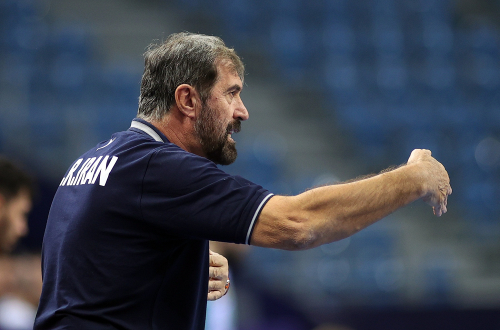 Derbi Hrvatske prekinut zbog napada igrača na delegata