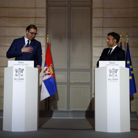 The second day of the visit to France; Vučić met with the Minister of Defense of France