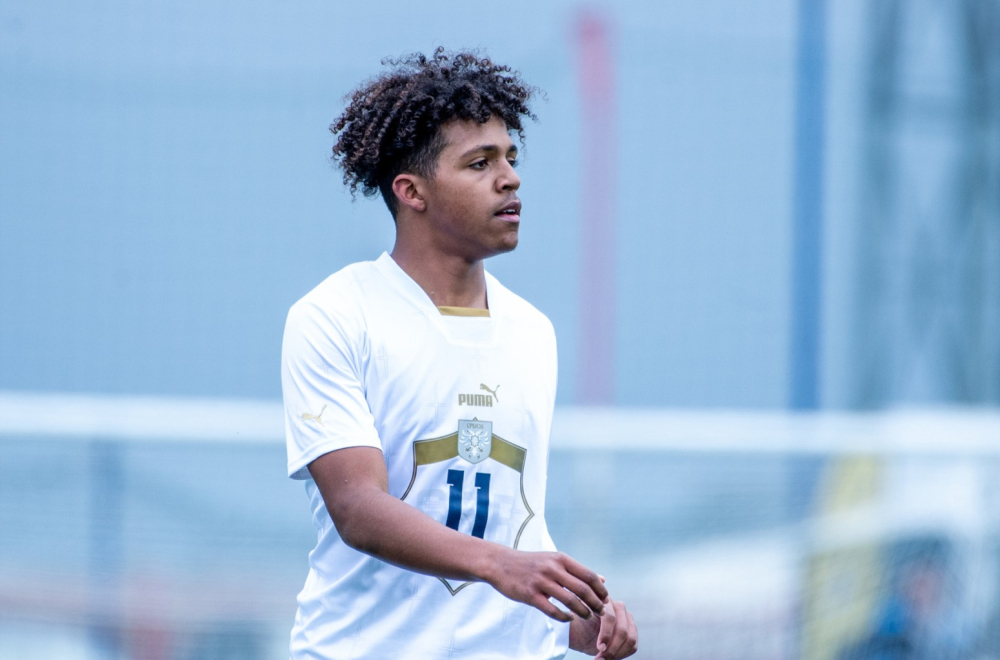 Zečević-Džon prekomandovan: Trenirao sa prvim timom Arsenala dan pred Bajern FOTO