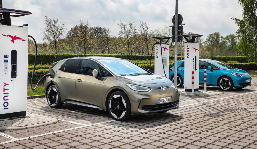 Prvi put u istoriji: Električni automobili prestigli benzince u Evropi