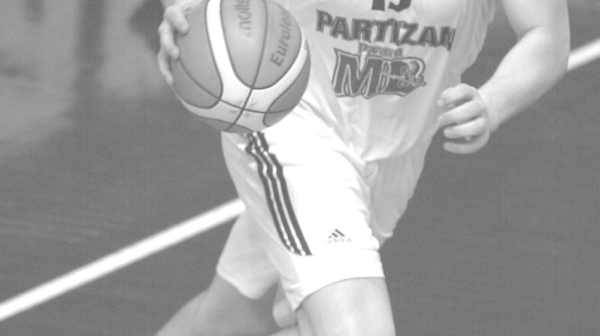 Otkriven mural Dejanu Milojeviću, Partizan obećao: "Na mestu gde je sve počelo" VIDEO