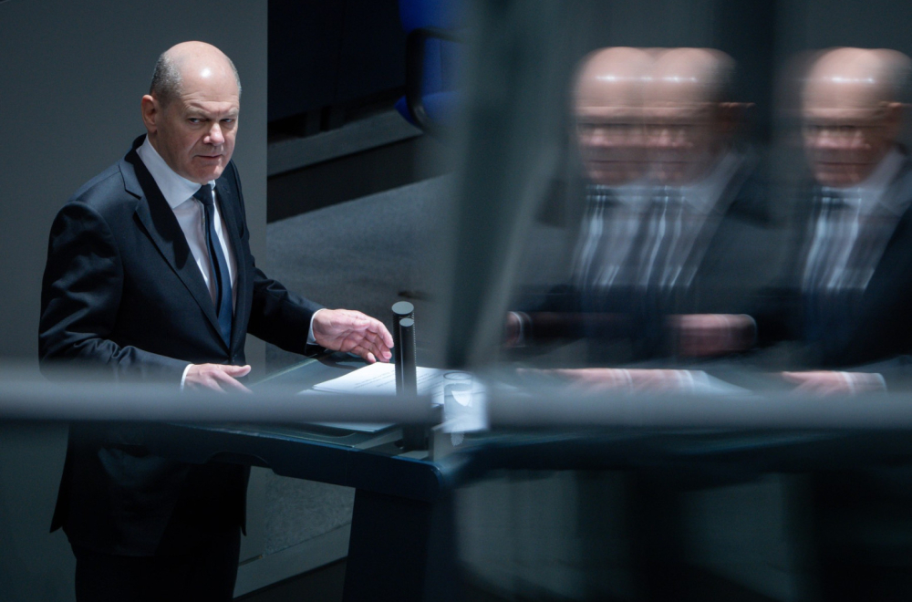 Šolc moli predsednika Irana: Sprečite eskalaciju na Bliskom istoku