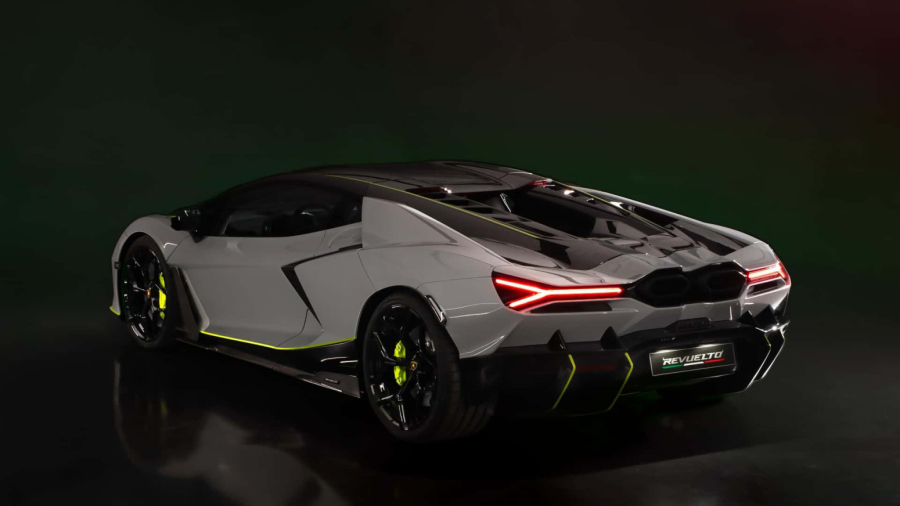 Može biti samo jedan: Unikatni Lamborghini Revuelto Arena FOTO