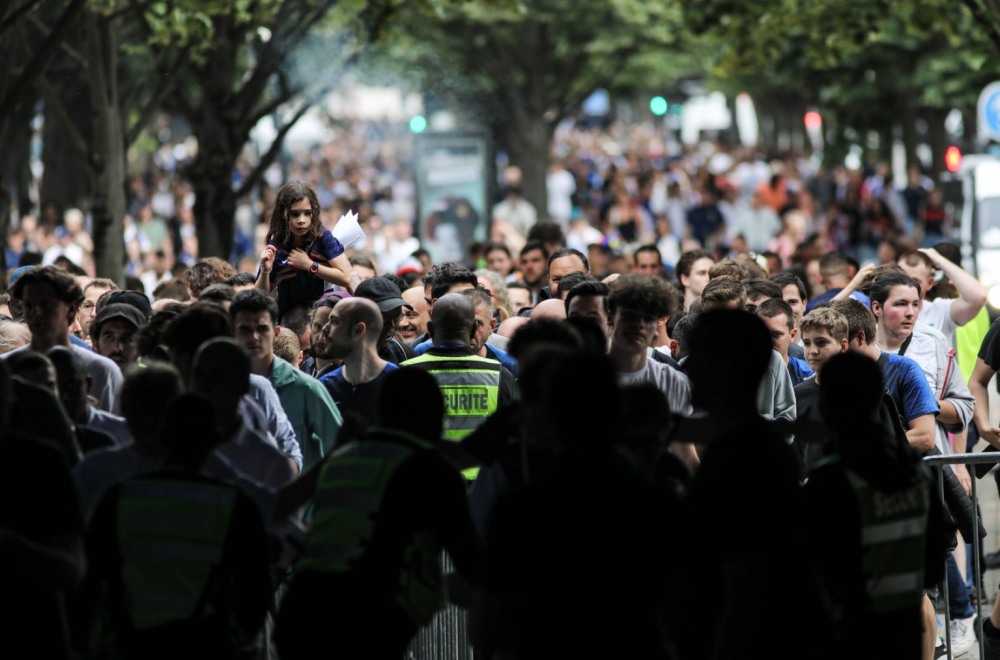 Grčka poslala papirne karte za fudbalske mečeve u istoriju