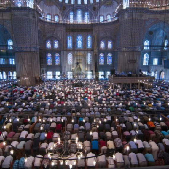Počela trodnevna proslava Ramazanskog bajrama