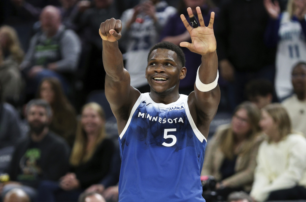 Edvards ubacio 51p pred ključni dvoboj sa Jokićem VIDEO