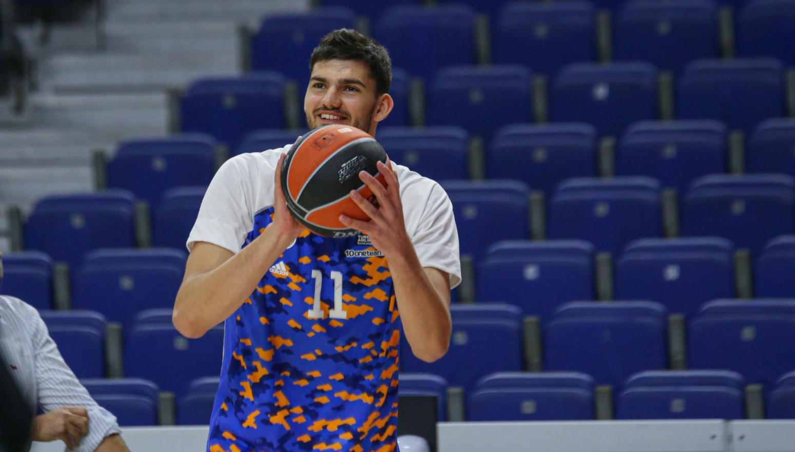 Vukčević dvocifren i bez promašaja – Kaminski igrao protiv oca i sina