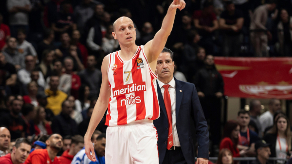 Zvezda bez trojice u Istanbulu