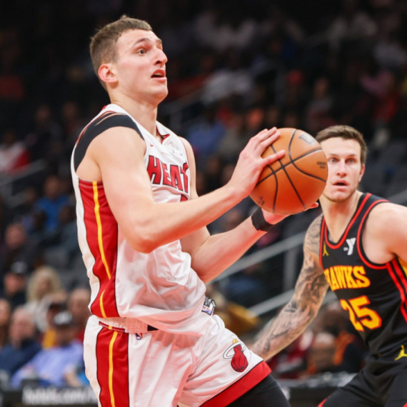 Jović: Odbrana me drži na terenu, Spolstra mi veruje