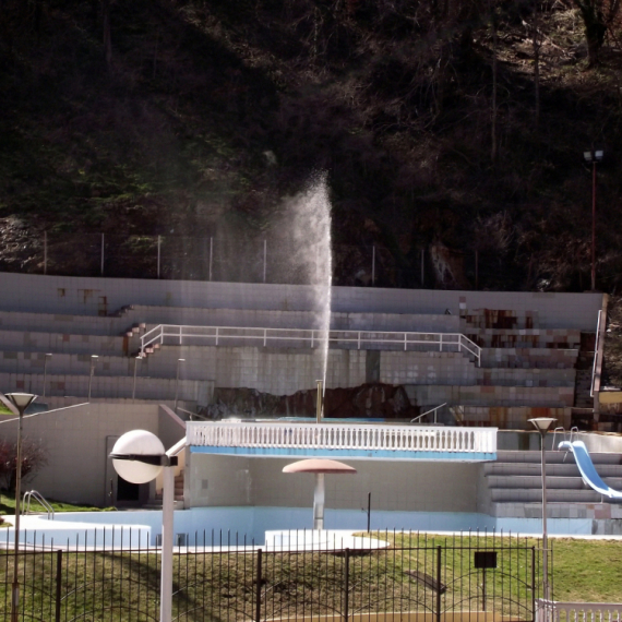 Banja u Srbiji jedina na Balkanu ima prirodni gejzir, a u njoj možete da uživate za 300 dinara VIDEO