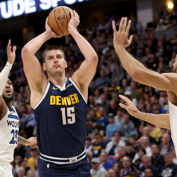 Jokić opet ispisao istoriju NBA – prestigao Čemberlena