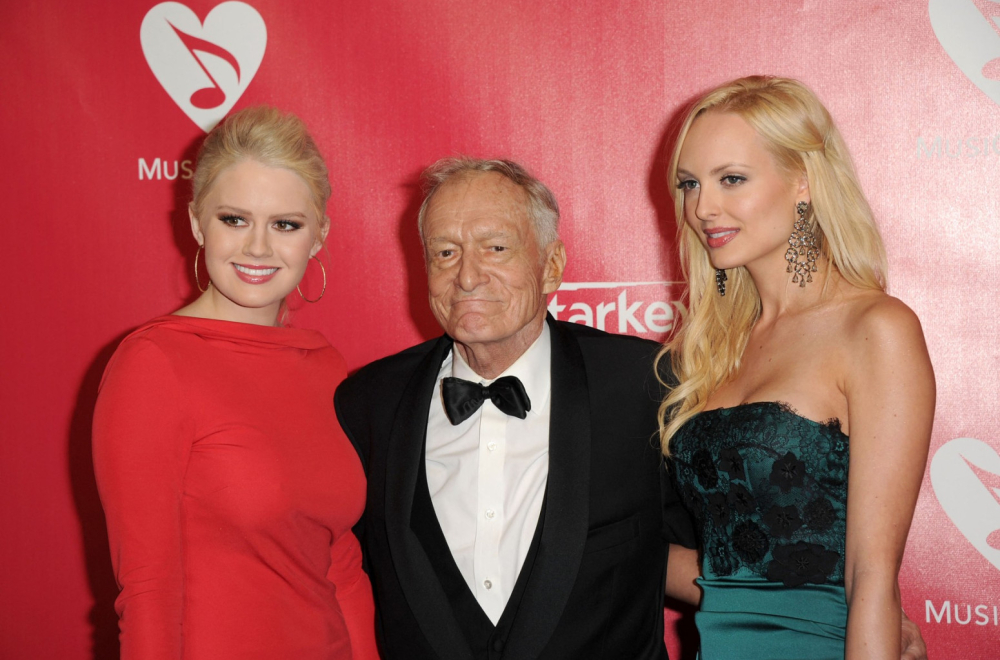 Ispovest bliznakinje iz Plejboj vile: "Imala sam 19 kad mi je napravio dete"